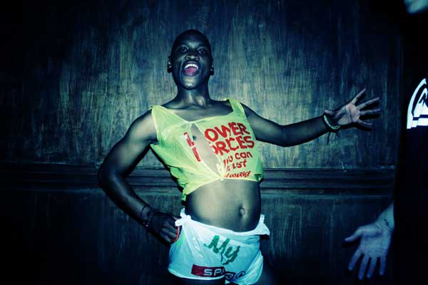 Packet Fashion by Illana Welman Packet Fashion by Illana Welman